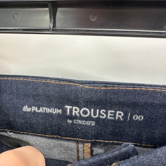 CHICOS Denim The Platinum Trouser Wide Leg Jeans with Gold Button Hardware // XS - Picture 4 of 9